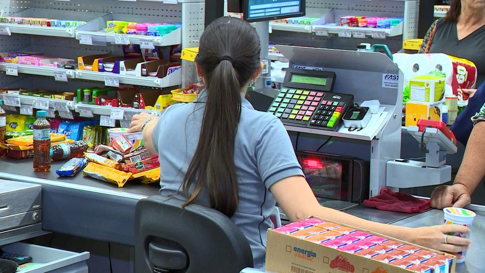 Supermercados ficarão fechados aos domingos no Espírito Santo — Foto: Reprodução/ TV Gazeta