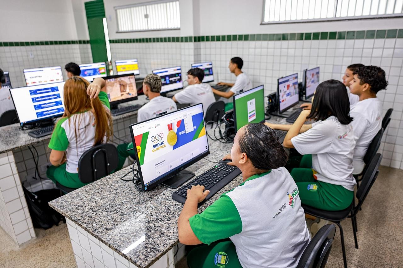 Piauí recebe homenagem por ter 100% das escolas estaduais em tempo integral