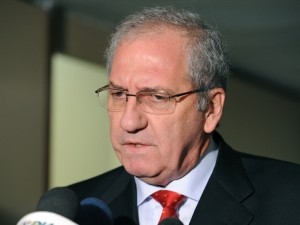 Ex-ministro Franklin Martins é detido em aeroporto no Panamá e deportado para o Rio após perguntas sobre prisão na ditadura