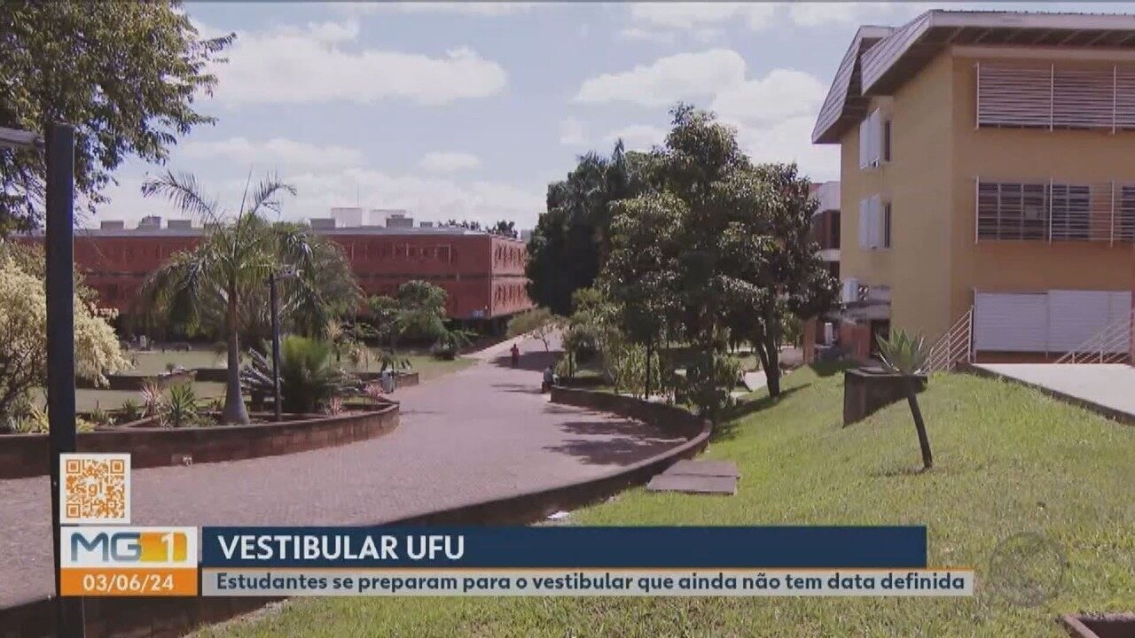 Estudantes de Uberlândia se preparam para o vestibular que ainda não tem  data