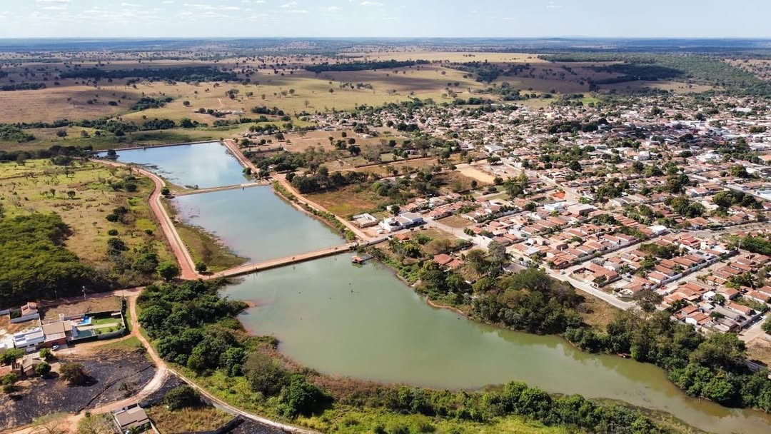 Cidade em Goiás chove durante sete horas seguidas e registra volume esperado para quase 15 dias, diz Cimehgo