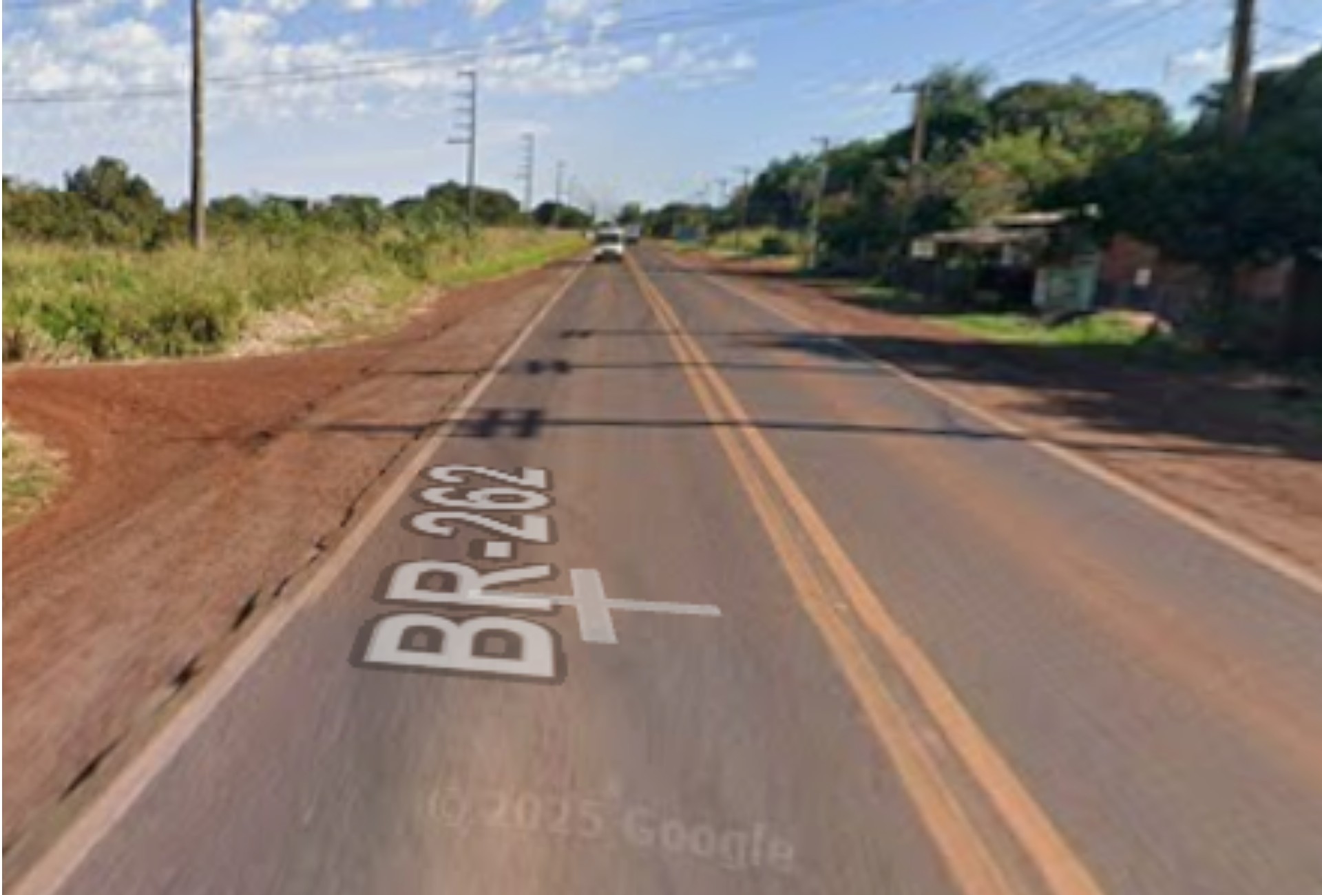 Pedestre morre após ser atropelado por carreta na BR-262, em Campo Grande