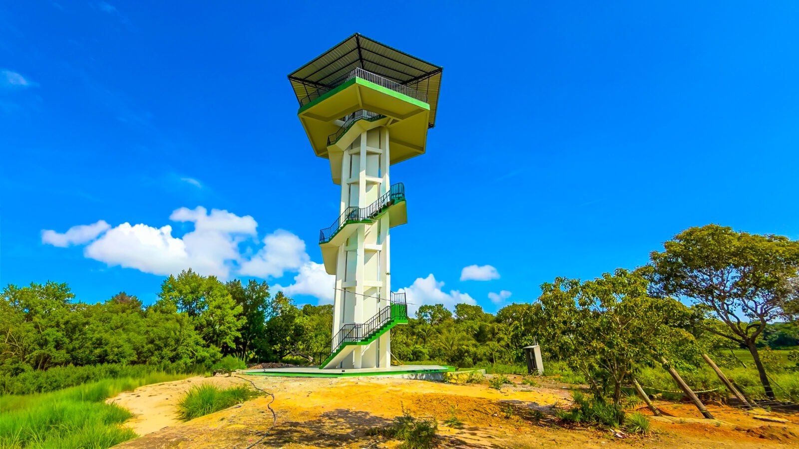 Macapá faz 268 anos com show do Sorriso Maroto e inauguração do mirante do Bioparque; veja programação