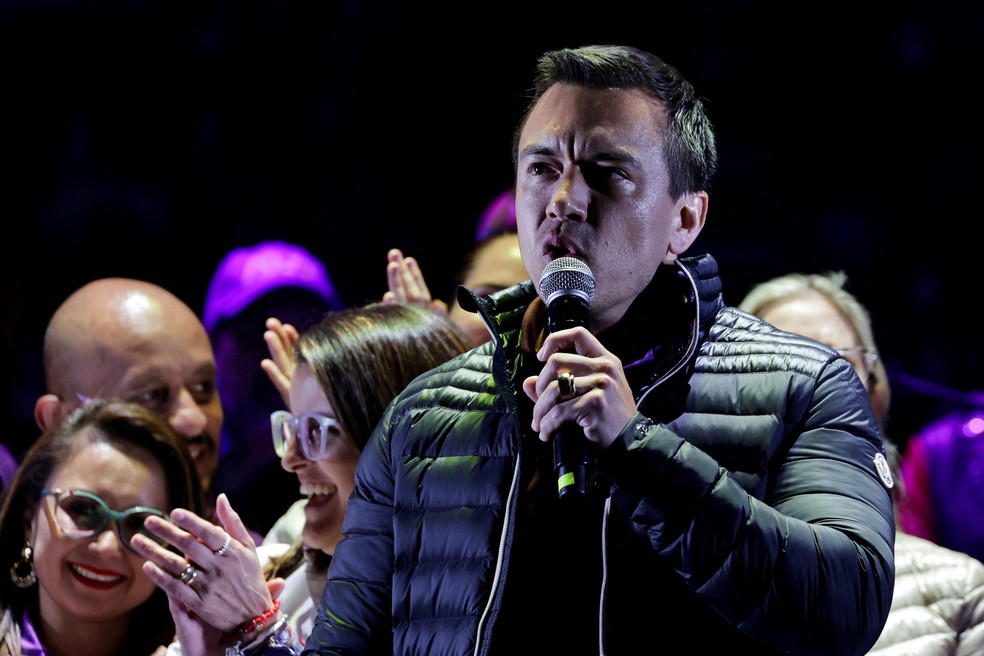 Presidente do Equador, Daniel Noboa, discursa durante comício, em Quito — Foto: Karen Toro/Reuters