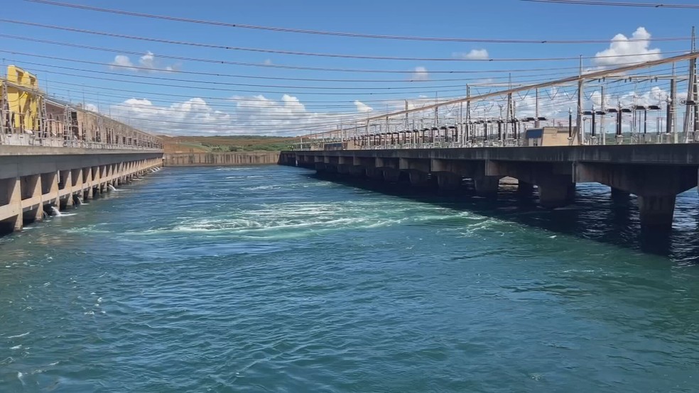 Usina Hidrel&eacute;trica Ilha Solteira &eacute; considerada um marco da engenharia nacional &mdash; Foto: Reprodu&ccedil;&atilde;o/TV TEM