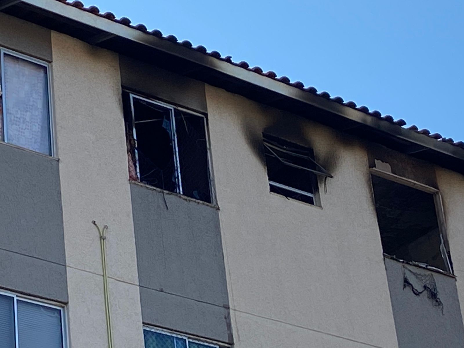 Incêndio atinge apartamento em condomínio na região do Vila Sônia em Piracicaba 
