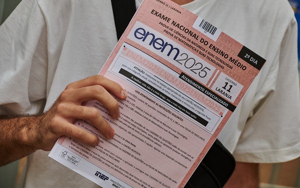 Notas do Enem 2025 já estão disponíveis e ampliam caminhos para estudos no Brasil e no exterior