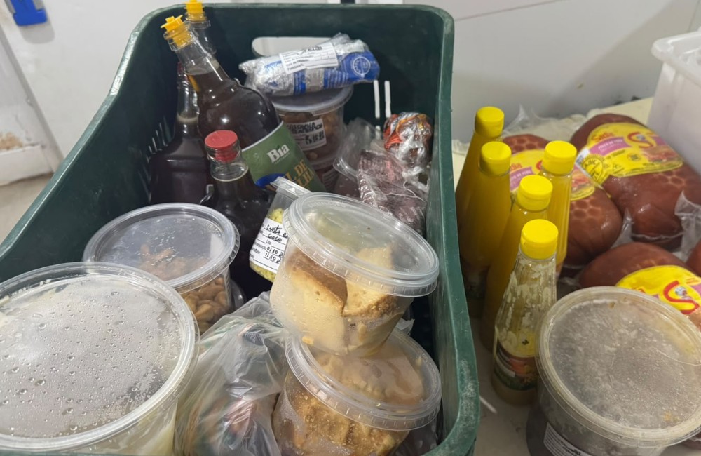 Hotel e restaurante são autuados por irregularidades em segurança e produtos vencidos, em João Pessoa