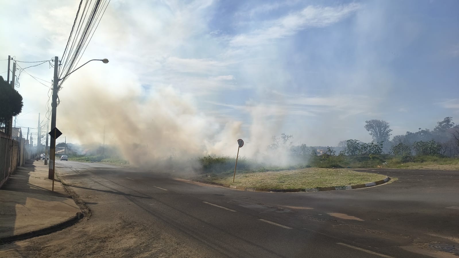 Incêndio atinge área de vegetação de 5 mil metros quadrados em Avaré