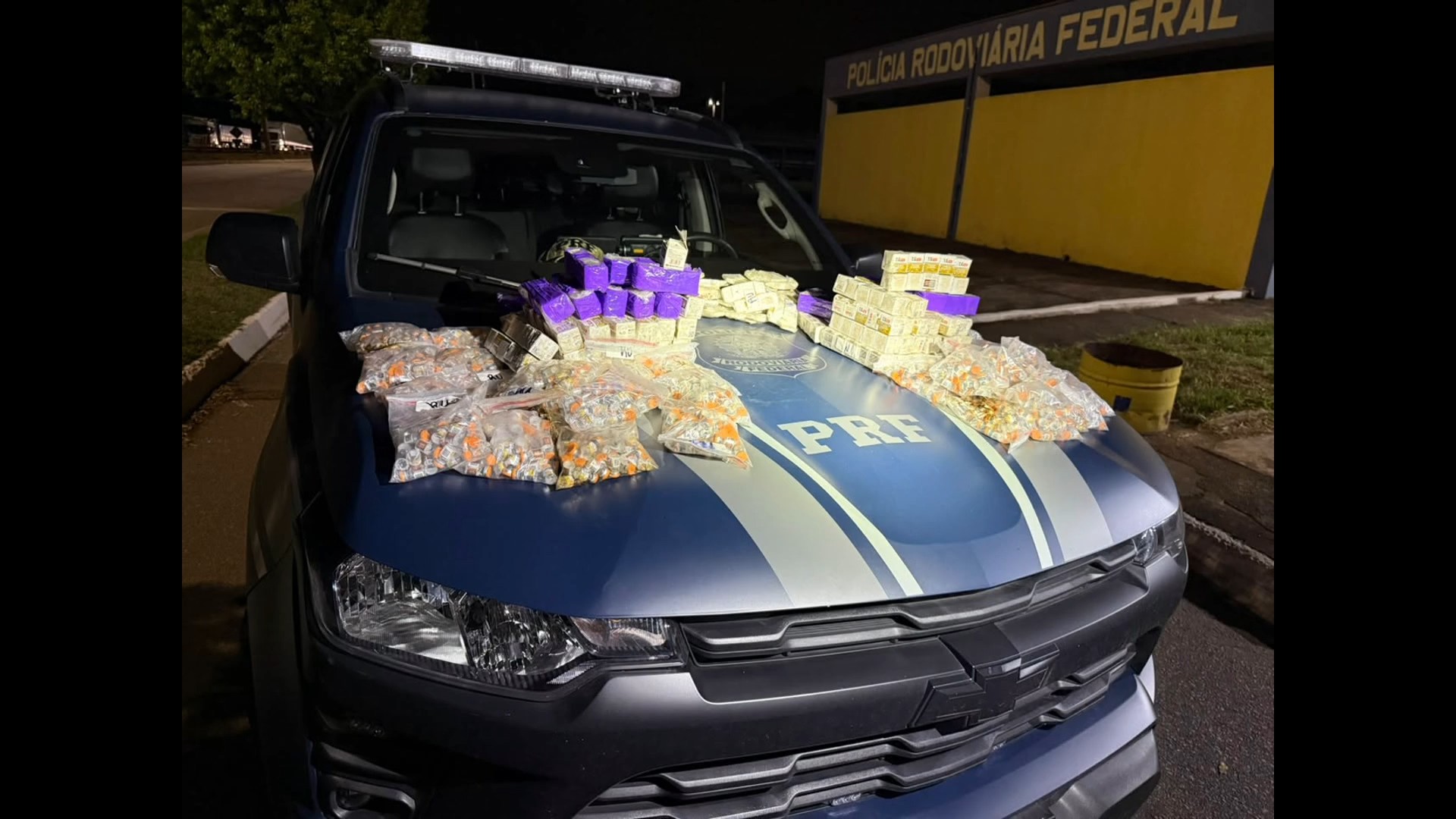 PRF apreende mais de dois mil frascos de tirzepatida em carro na BR-381, na Grande BH