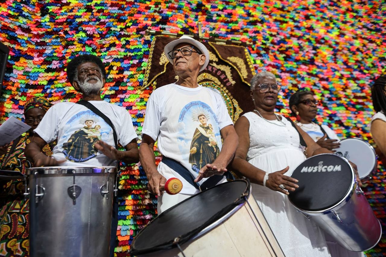 Evento gratuito que une manifestações religiosas, artísticas e culturais em homenagem a Santo Antônio é realizado em Salvador