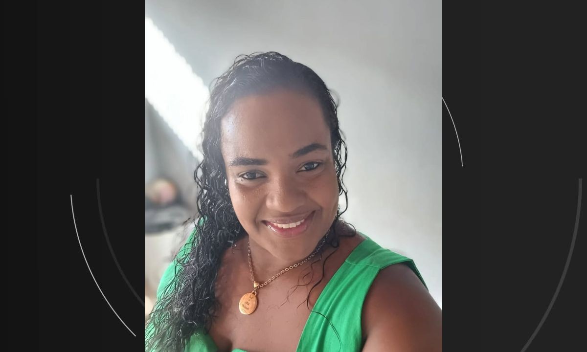 Mulher morre após ser estrangulada dentro de casa em Feira de Santana; sobrinha da vítima também foi agredida 