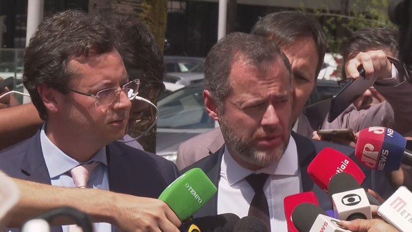 Fábio Wajngarten e Paulo Cunha Bueno, que fazem parte da equipe do ex-presidente Jair Bolsonaro, em entrevista  — Foto: TV Globo/Reprodução