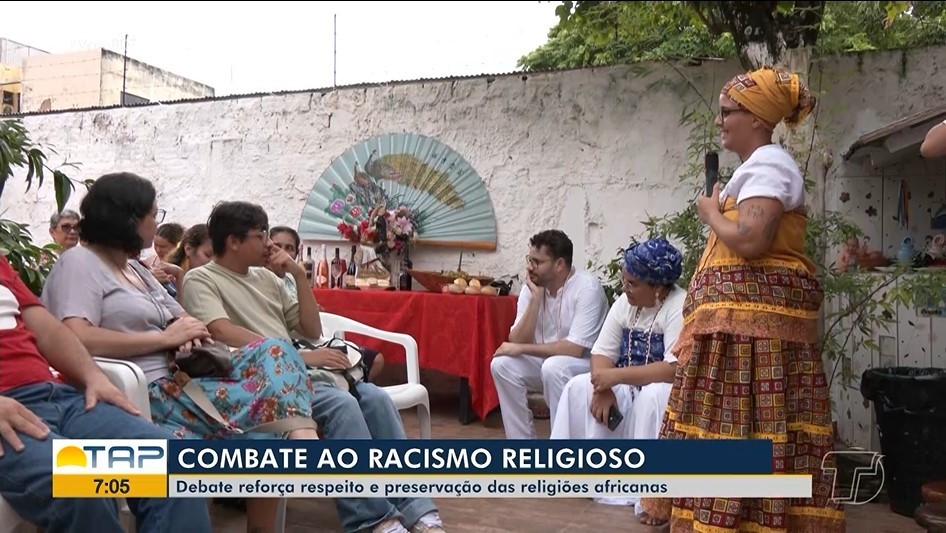Roda de conversa debate intolerância religiosa e direito à fé em terreiro de Umbanda