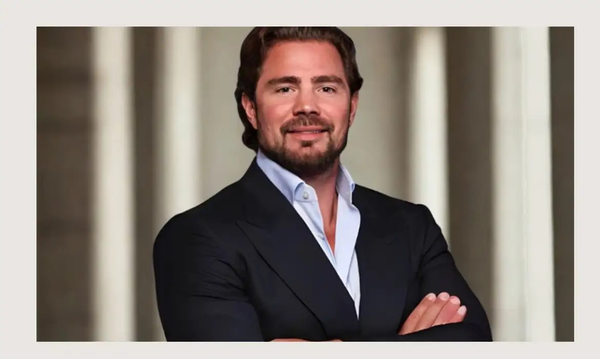 Daniel Vorcaro: de bilionário em 5 anos à prisão em aeroporto; entenda a trajetória de luxo e fraude no Banco Master 