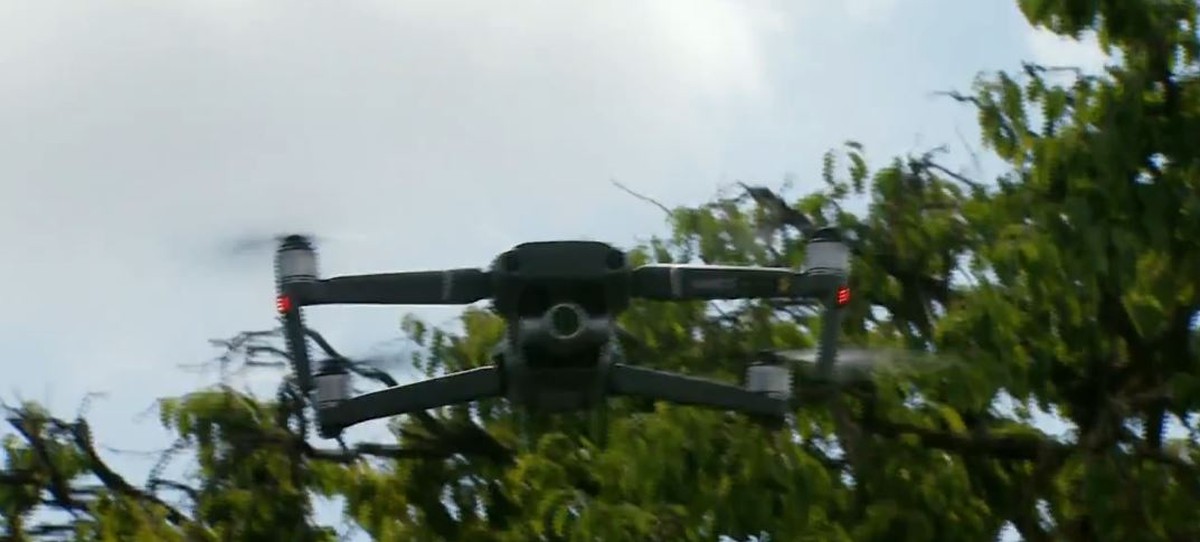 PM usa drone para fiscalizar aglomera es durante medidas