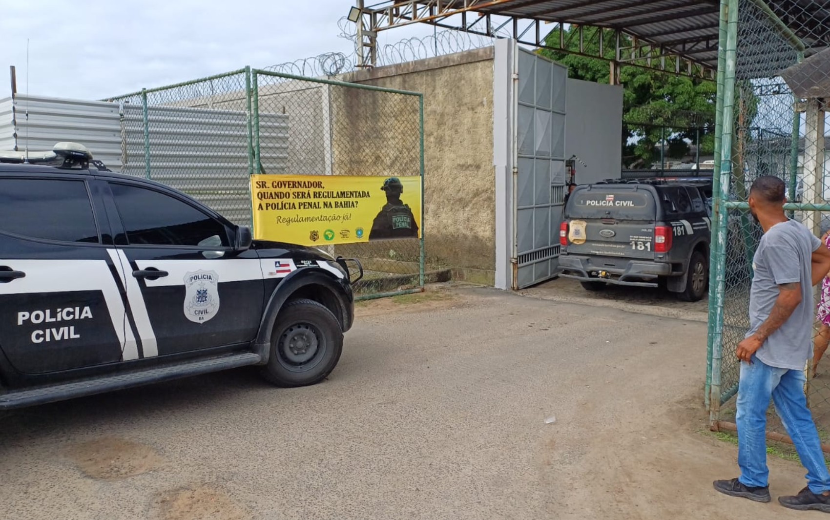 Três detentos fogem do Conjunto Penal de Feira de Santana; homens foram recapturados na zona rural