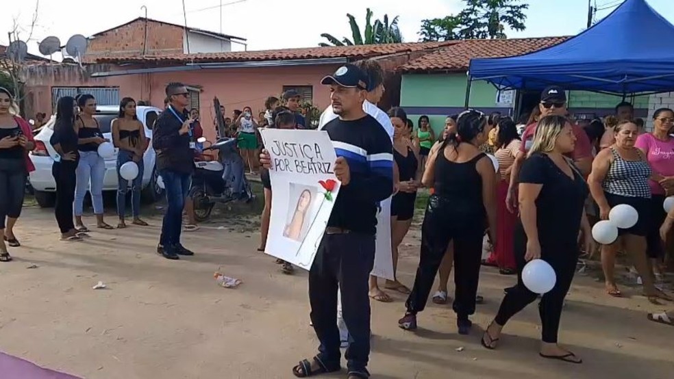 Beatriz Miranda foi sepultada no distrito de Aruaru, em Morada Nova. — Foto: Reprodução