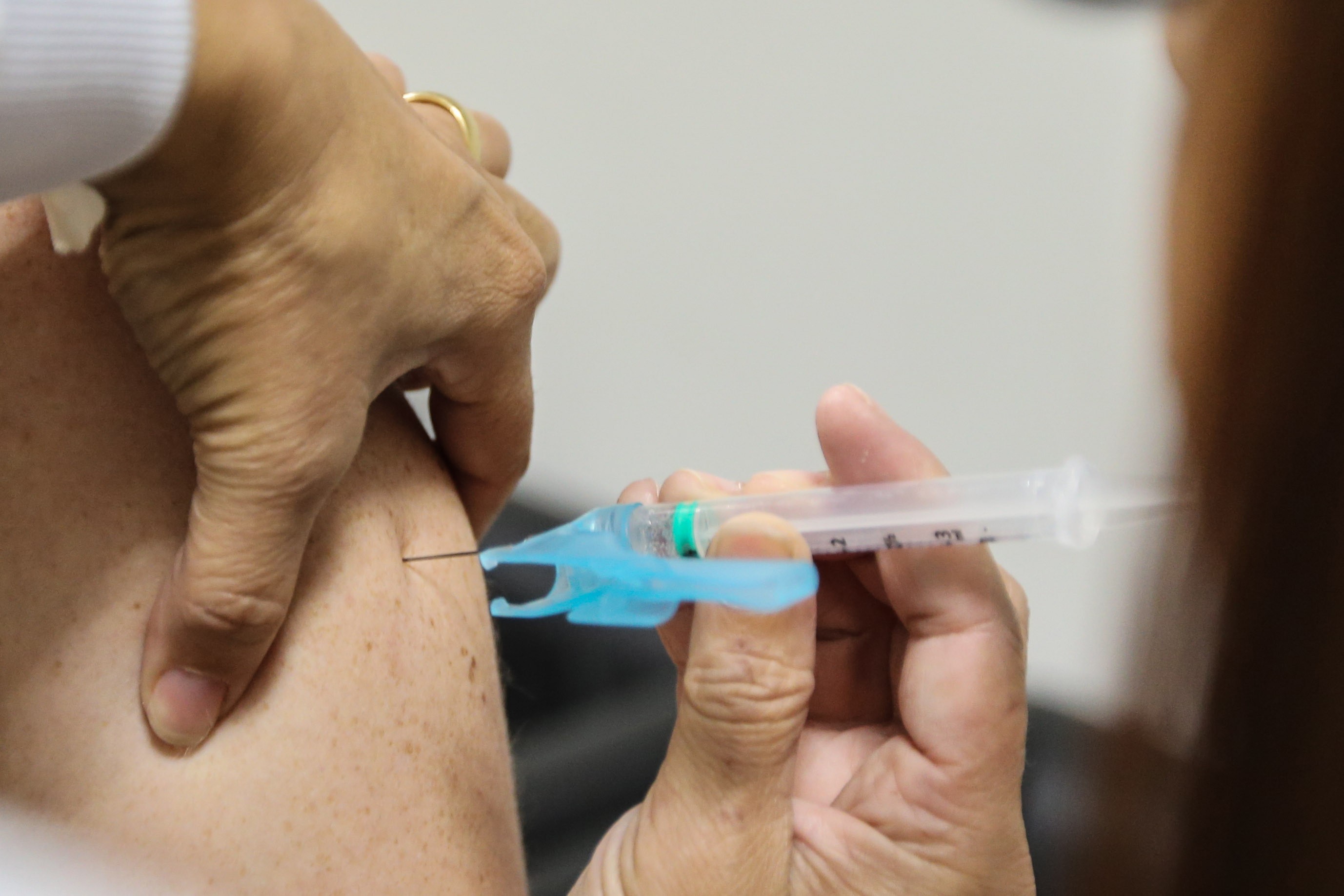 Vacinação contra a gripe tem baixa procura em Governador Valadares 