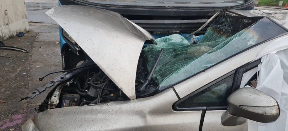 Motorista morre após ser atingido por airbag com falha em Vila Velha, Espírito Santo. — Foto: PCIES