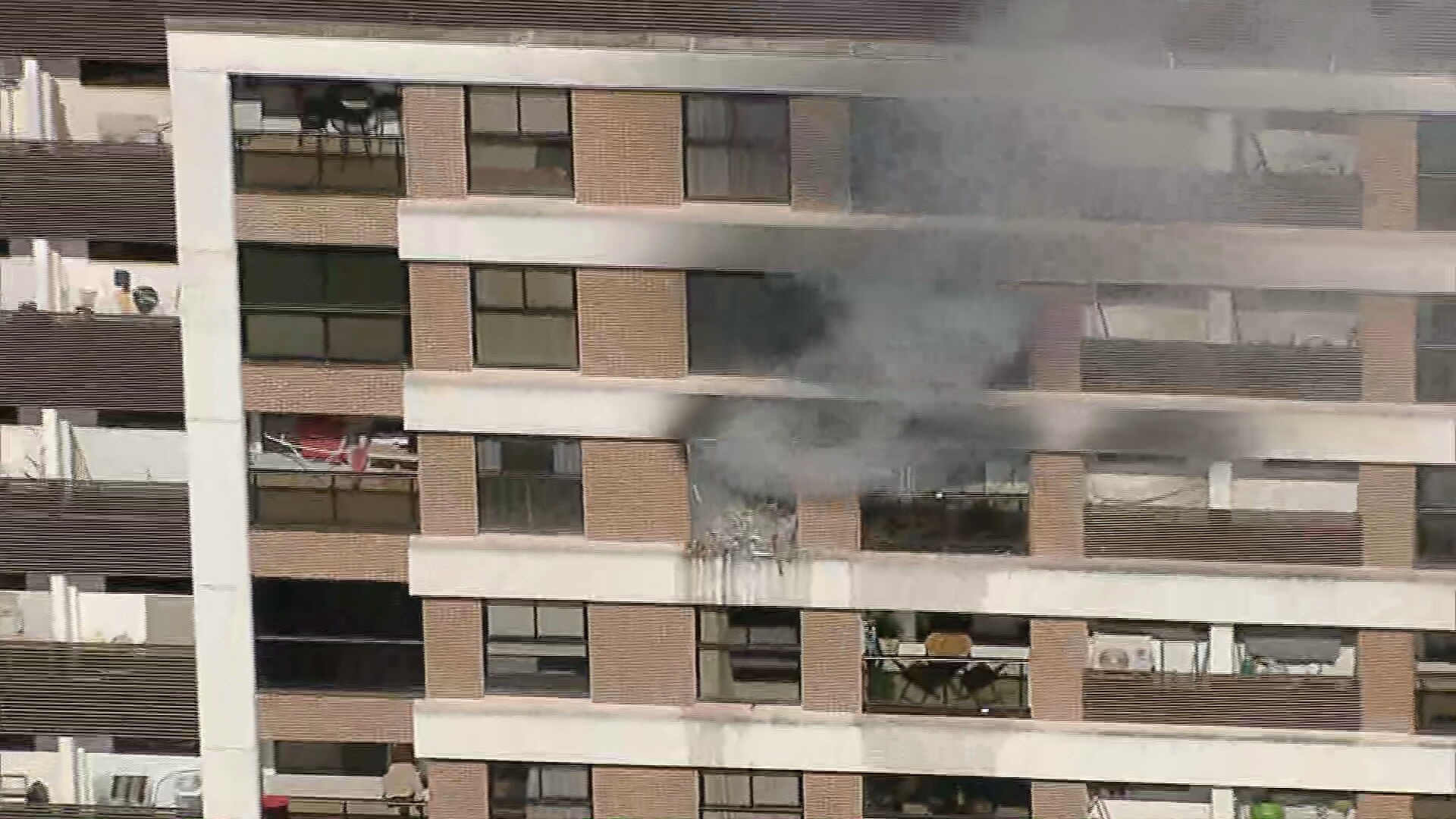 Apartamento pega fogo em Águas Claras, no DF