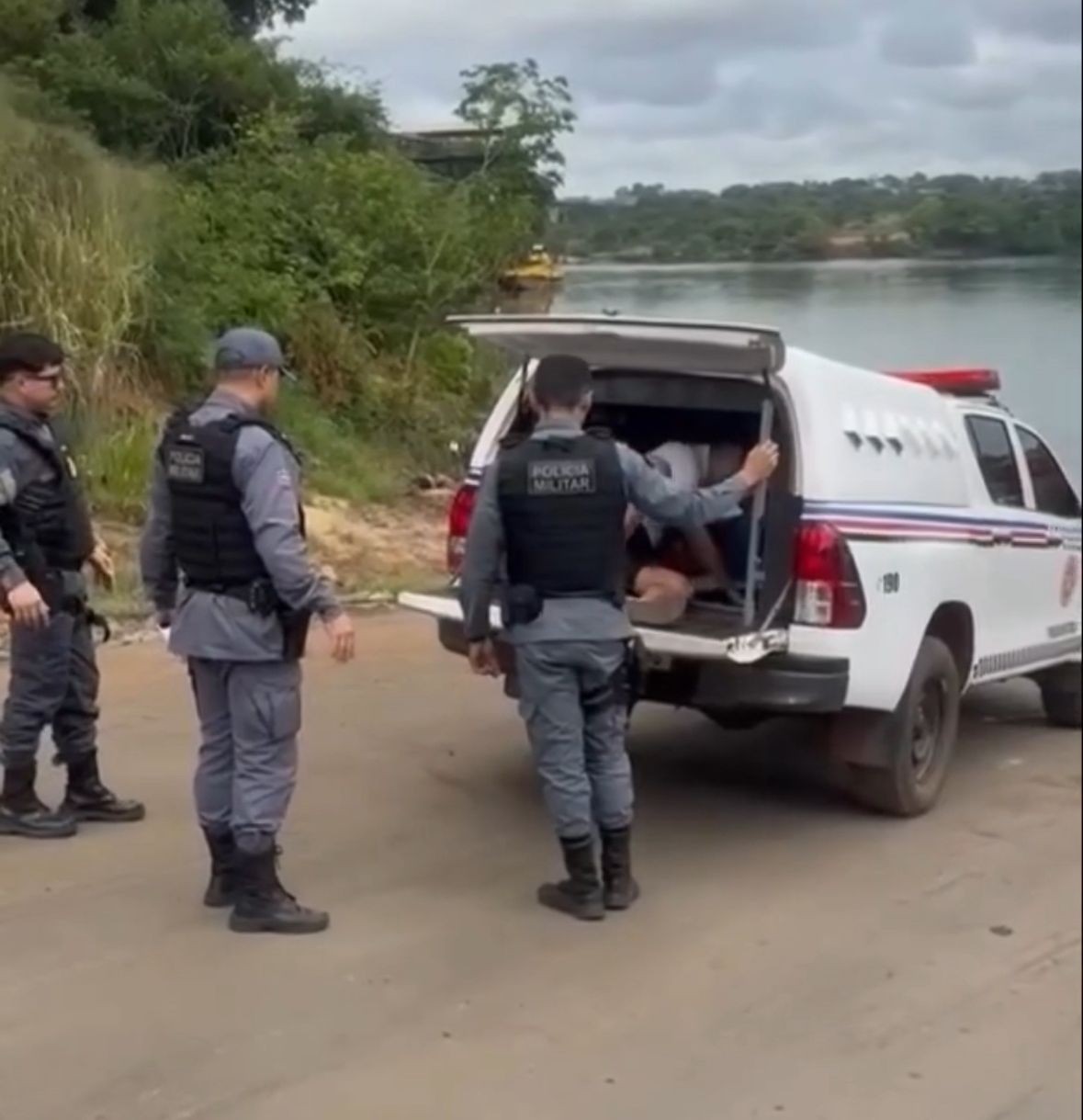 Vereador é preso após urinar na frente de passageiros durante travessia em balsa