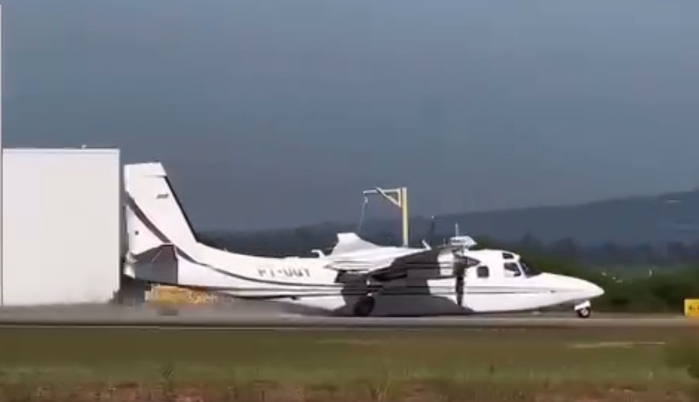 Piloto de aeronave fez 'pouso de barriga' em Sorocaba (SP) — Foto: Reprodução