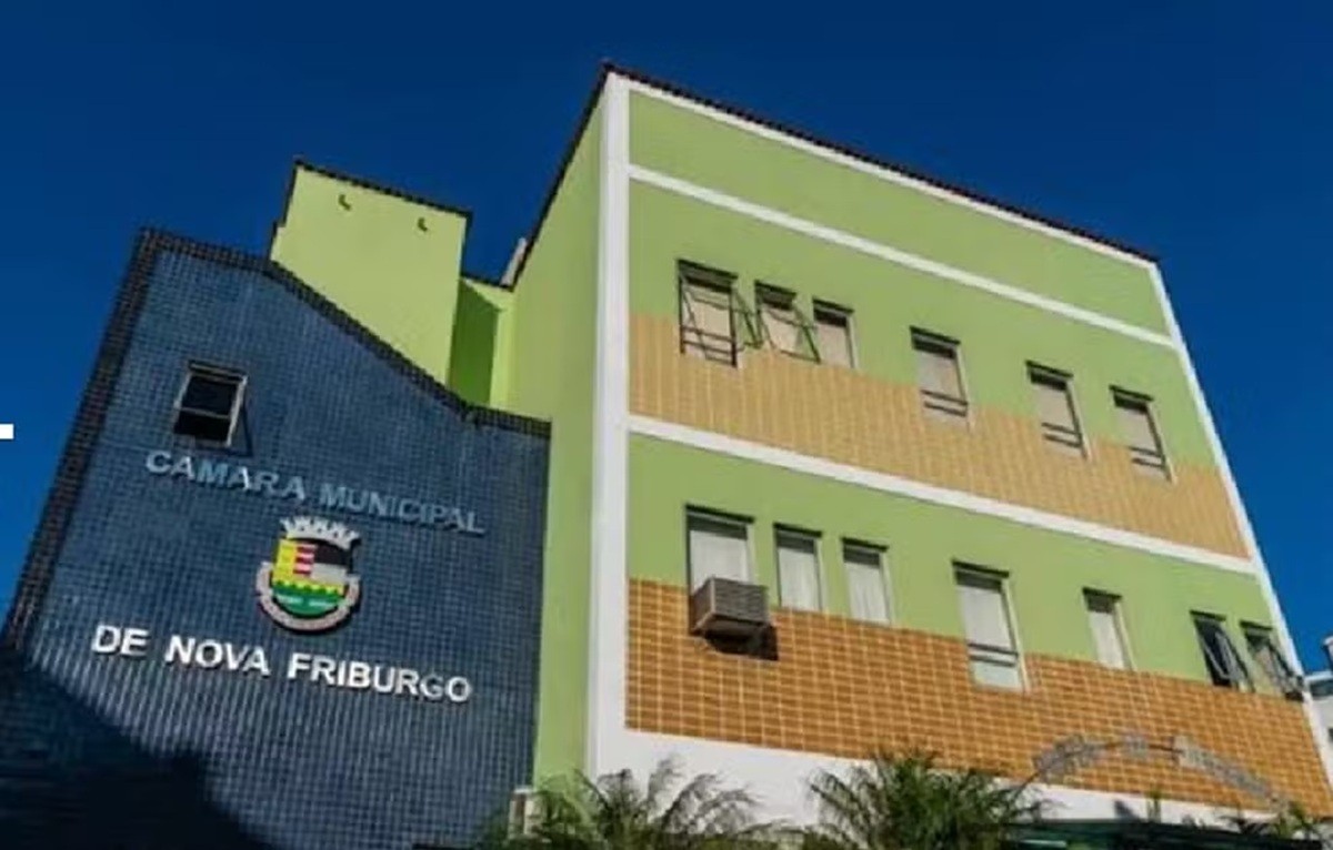 Câmara de Nova Friburgo derruba veto e mantém projeto de transparência em obras