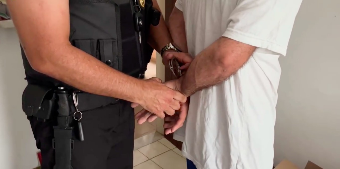 Homem é preso por perseguições, ataques e ameaças contra casais homoafetivos em Natal