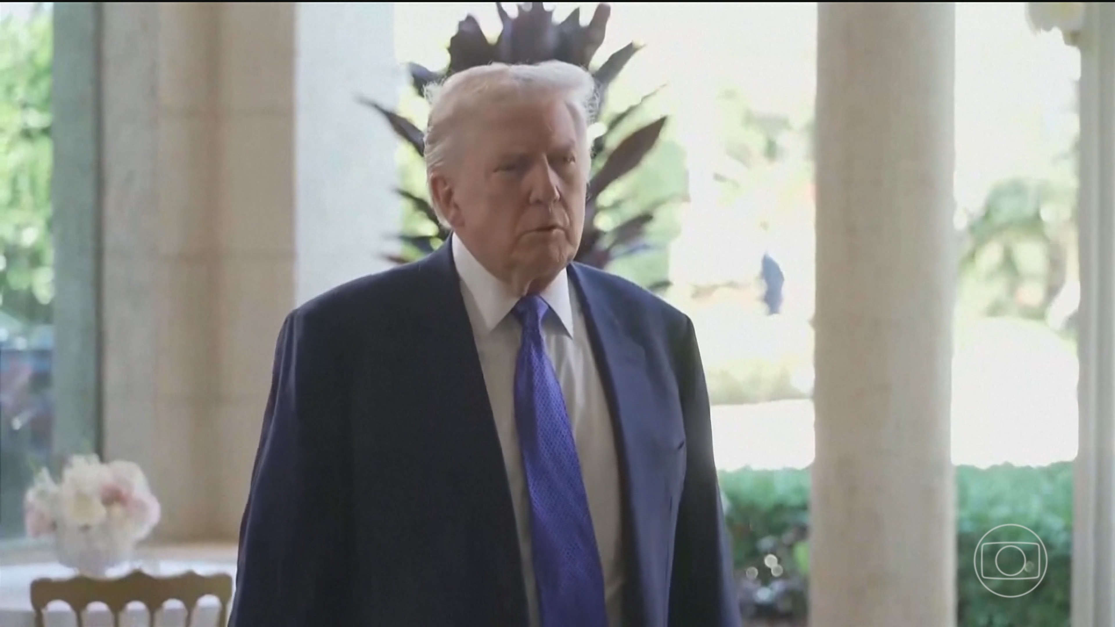 Trump diz que cabe a outros países tomar o petróleo represado pelo Irã no Estreito de Ormuz