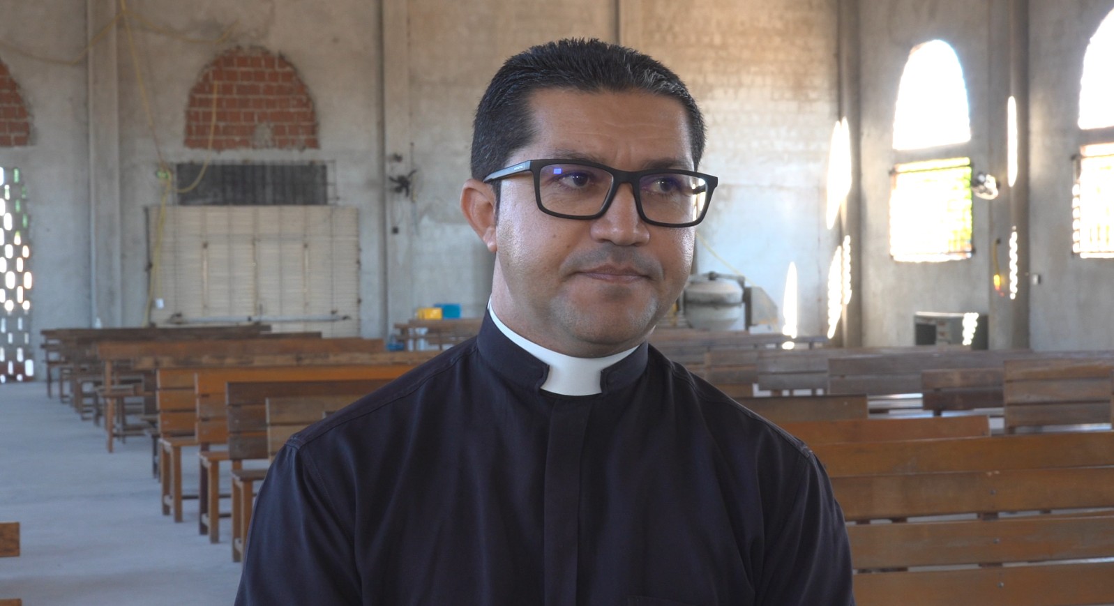Padre desabafa após ter igreja furtada pela terceira vez: 
