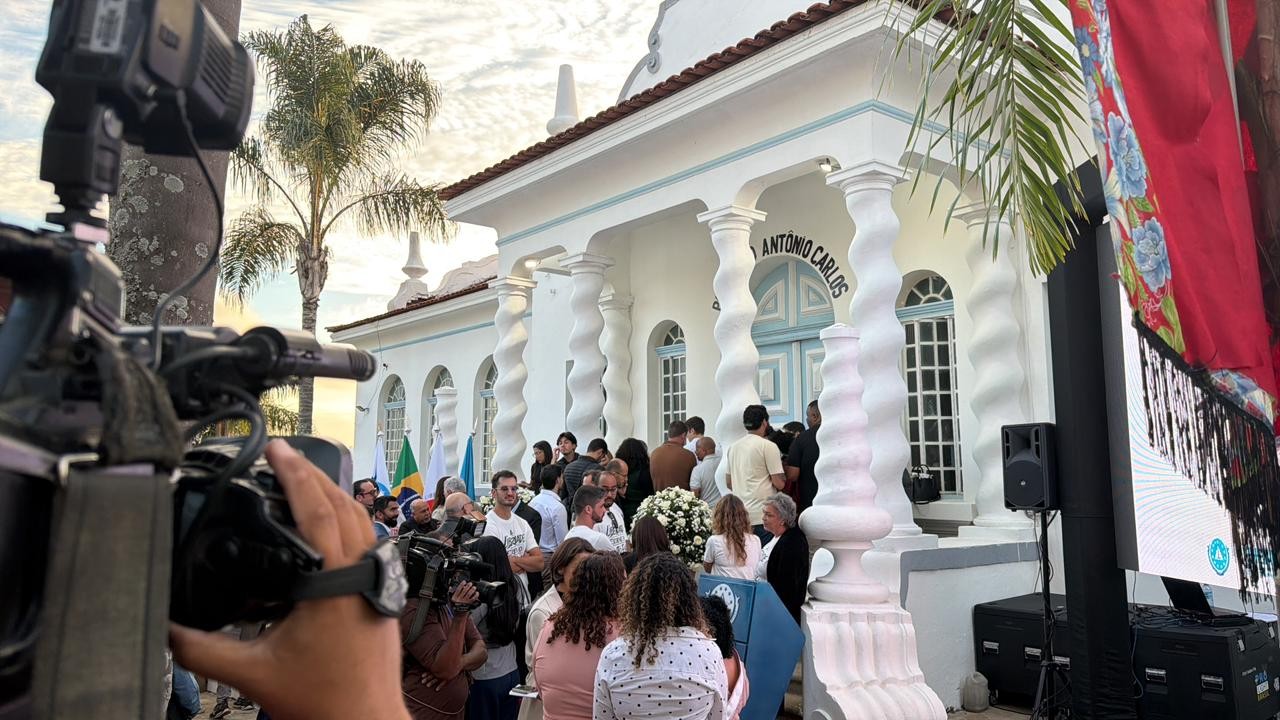 Hospital Colônia de Barbacena, conhecido por violação de direitos humanos, é fechado em definitivo
