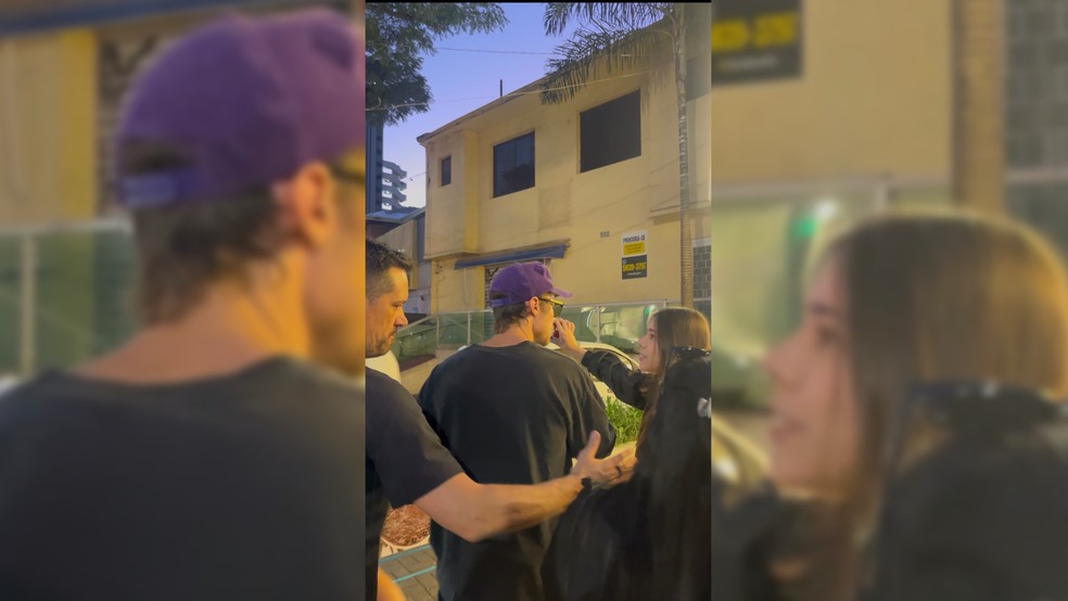 2 de 4
Fl&aacute;via Ferracini, estudante em Bauru (SP), &eacute; f&atilde; de Harry Styles desde os 11 anos de idade &mdash; Foto: Arquivo pessoal