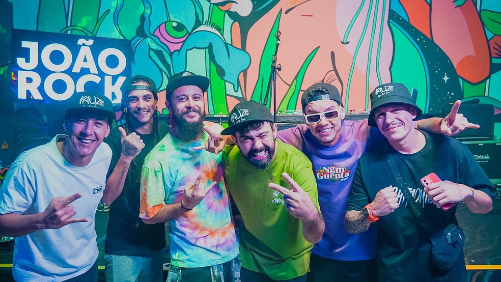 A banda Kauze vai tocar no palco Aquarela do João Rock 2024 em Ribeirão Preto, SP — Foto: Cauã Pimenta