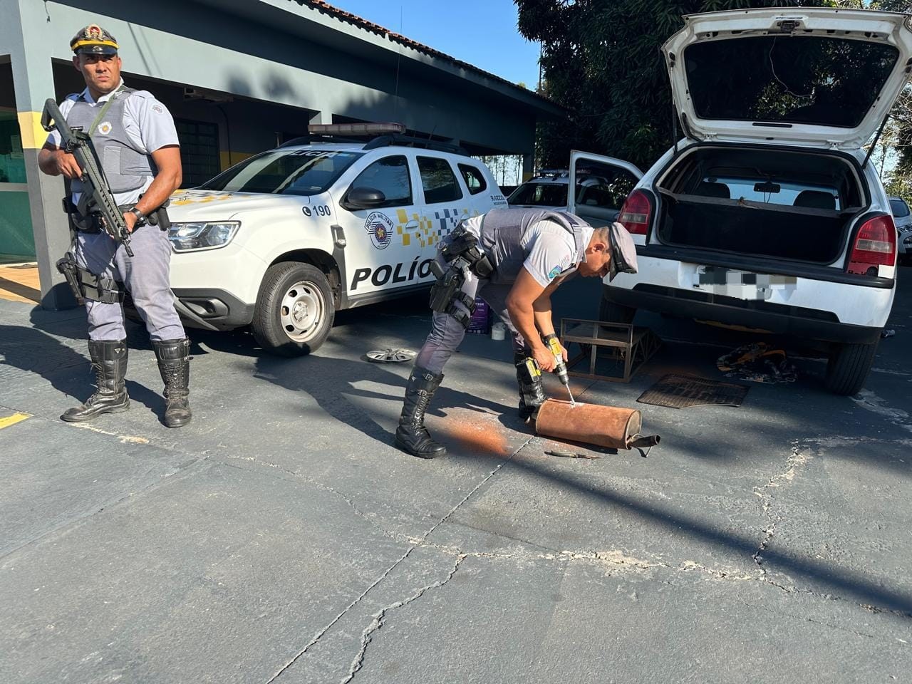 Homem é preso ao transportar mais de 2kg de cocaína escondidos em escapamento, em Pres. Epitácio