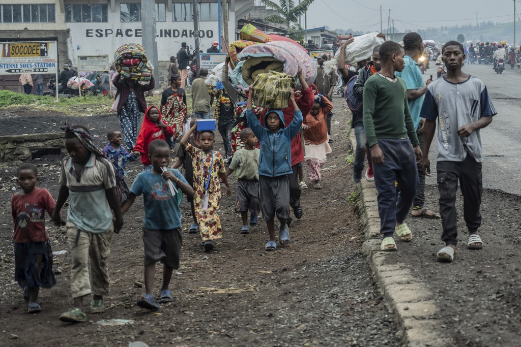 No Congo, moradores fogem após intensificação de conflitos; rebeldes dizem ter tomado maior cidade do leste do país