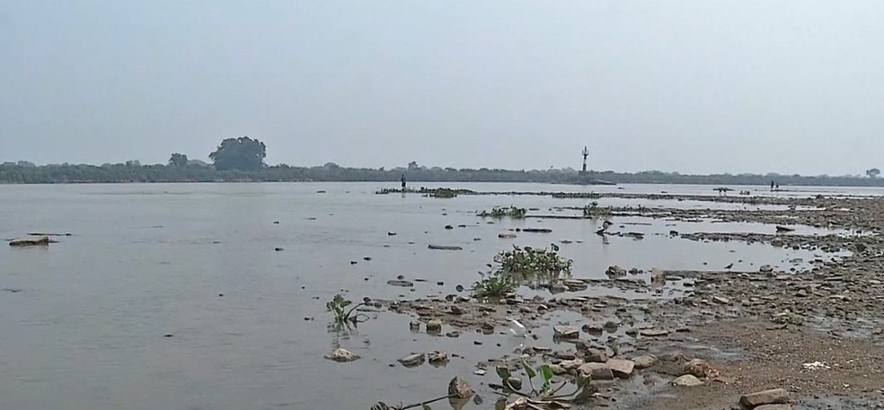 Rio Paraguai registrou nesta terça-feira (15) o menor nível em 124 anos — Foto: Reprodução/TV Morena