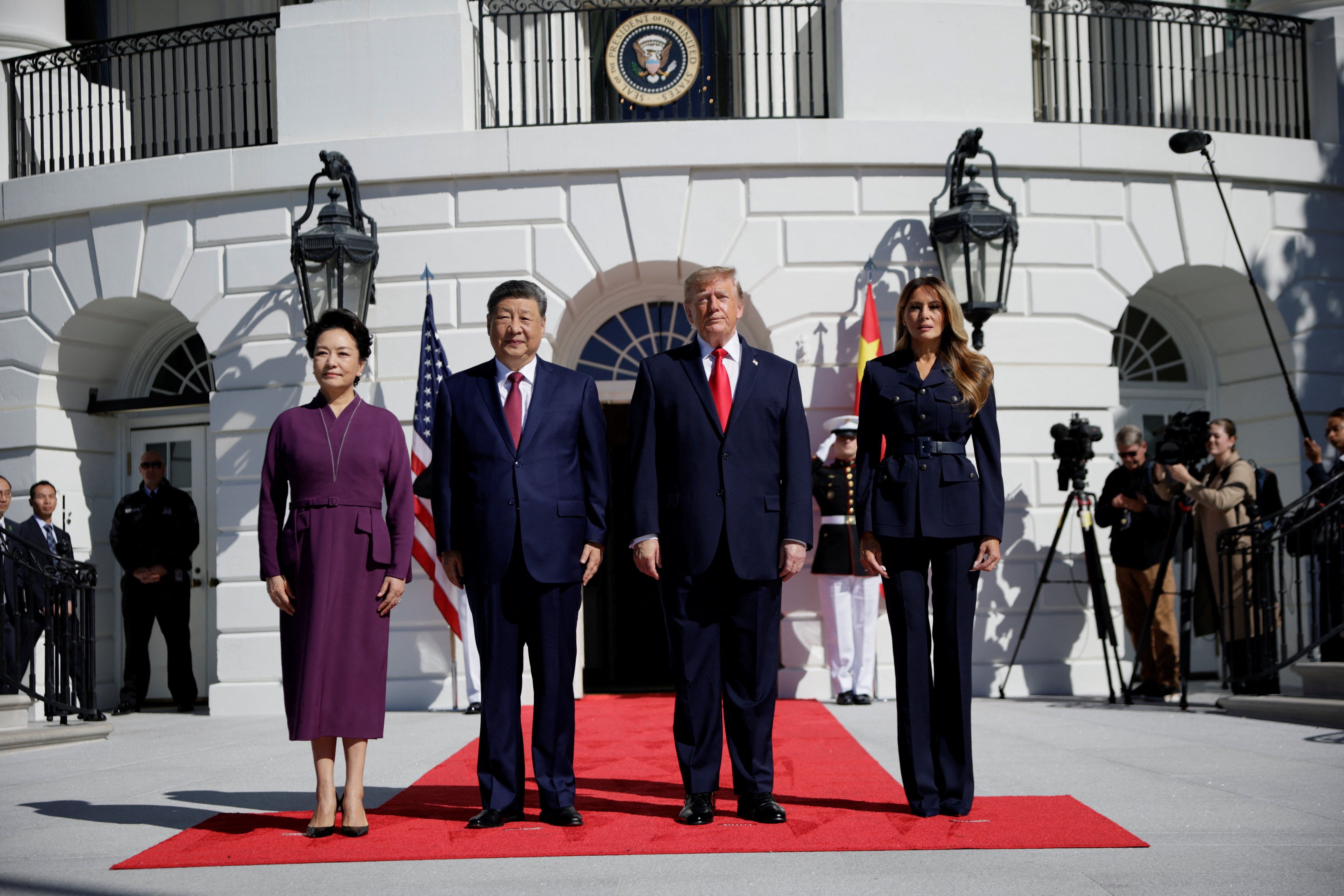 Trump recebe Xi Jinping na Casa Branca para cerimônia do chá; SIGA