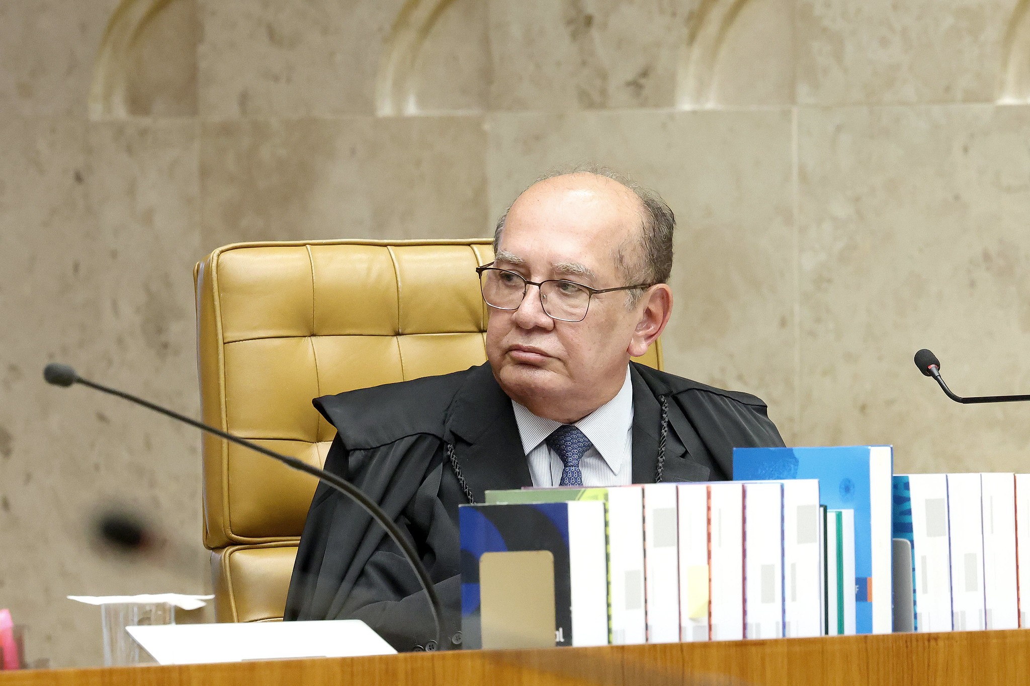 Gilmar Mendes vota para manter Vorcaro na prisão, mas critica voto de Mendonça