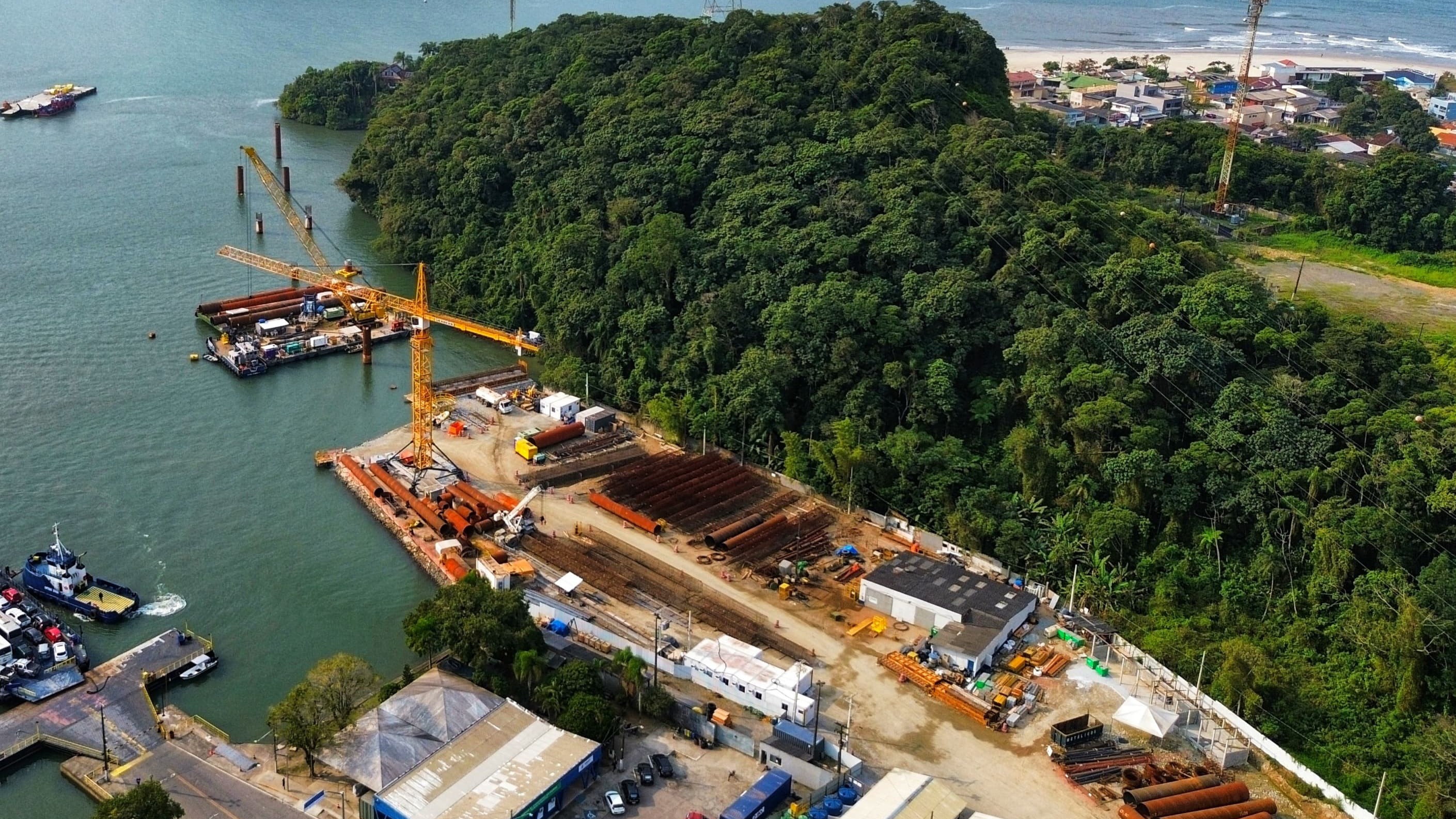 Trabalhador que morreu na obra da ponte de Guaratuba usava equipamentos de proteção e caiu de altura de 30 metros, dizem Bombeiros