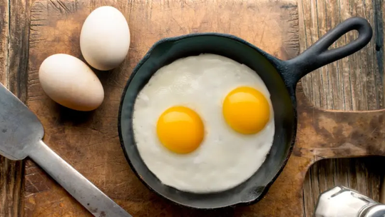 Comer muitos ovos aumenta o colesterol? O que dizem os estudos - Foto: (Getty Images via BBC)