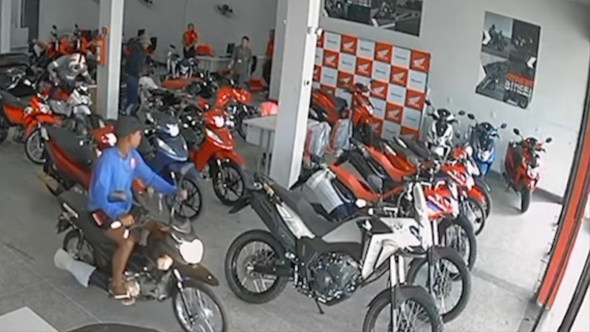 Suspeitos de assaltar loja de motos em Ananindeua são presos, e uma moto é recuperada