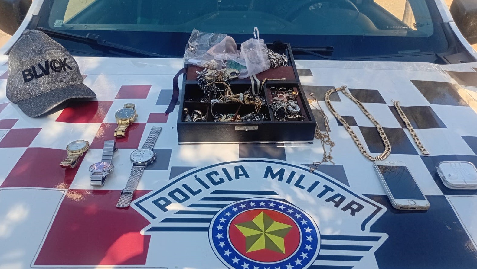 Policial intervém em furto, é golpeado com faca e suspeito acaba preso em Osvaldo Cruz