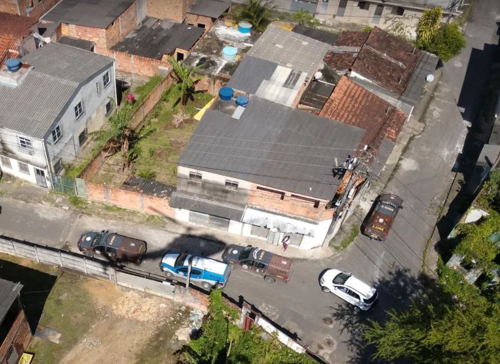 Bairro de Valéria, em Salvador, alvo de operação que terminou com PF morto na capital baiana — Foto: Divulgação/Polícia Militar