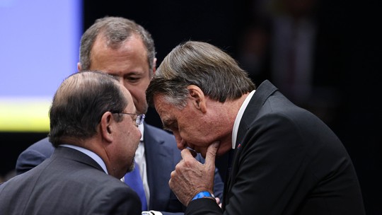 Advogado de Bolsonaro busca desvinculá-lo dos atos golpistas de 8 de janeiro e de plano para matar Lula, Alckmin e Moraes -