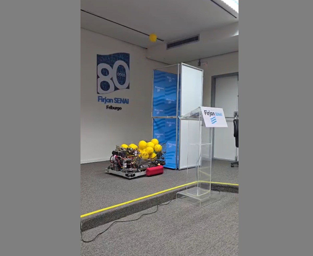 Alunos de Nova Friburgo viajam para SP para disputar Torneio Nacional de Robótica