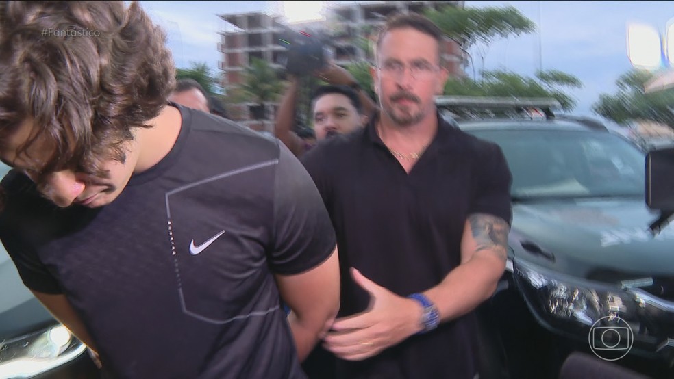 ‘Ele precisa é milagre’, diz pai de adolescente em coma após discussão por chiclete — Foto: Fantástico/ Reprodução