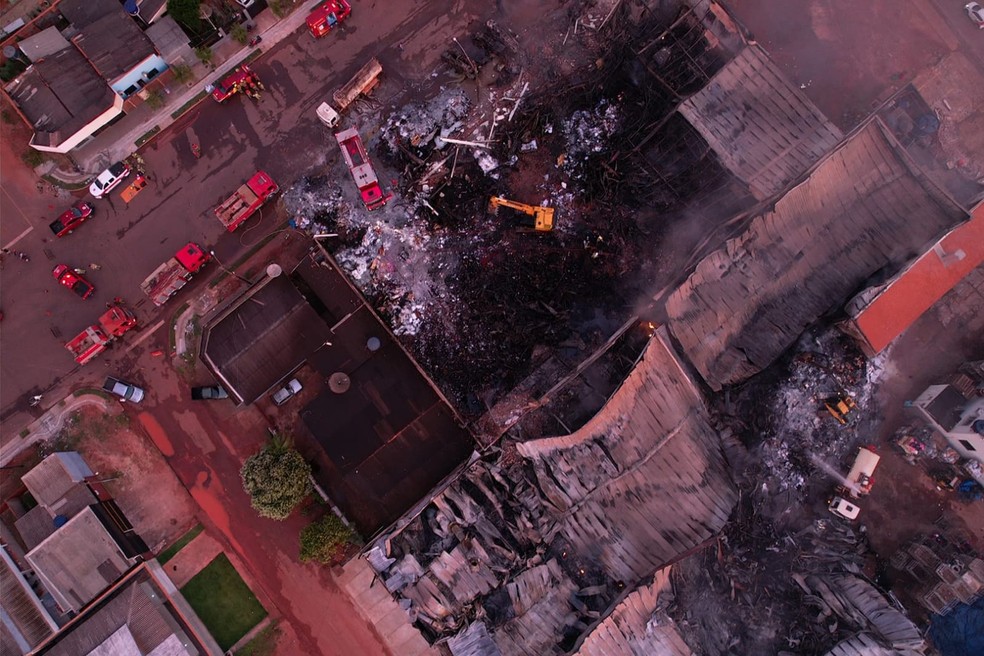 Indústria do Grupo Cairu após incêndio — Foto: Corpo de Bombeiros
