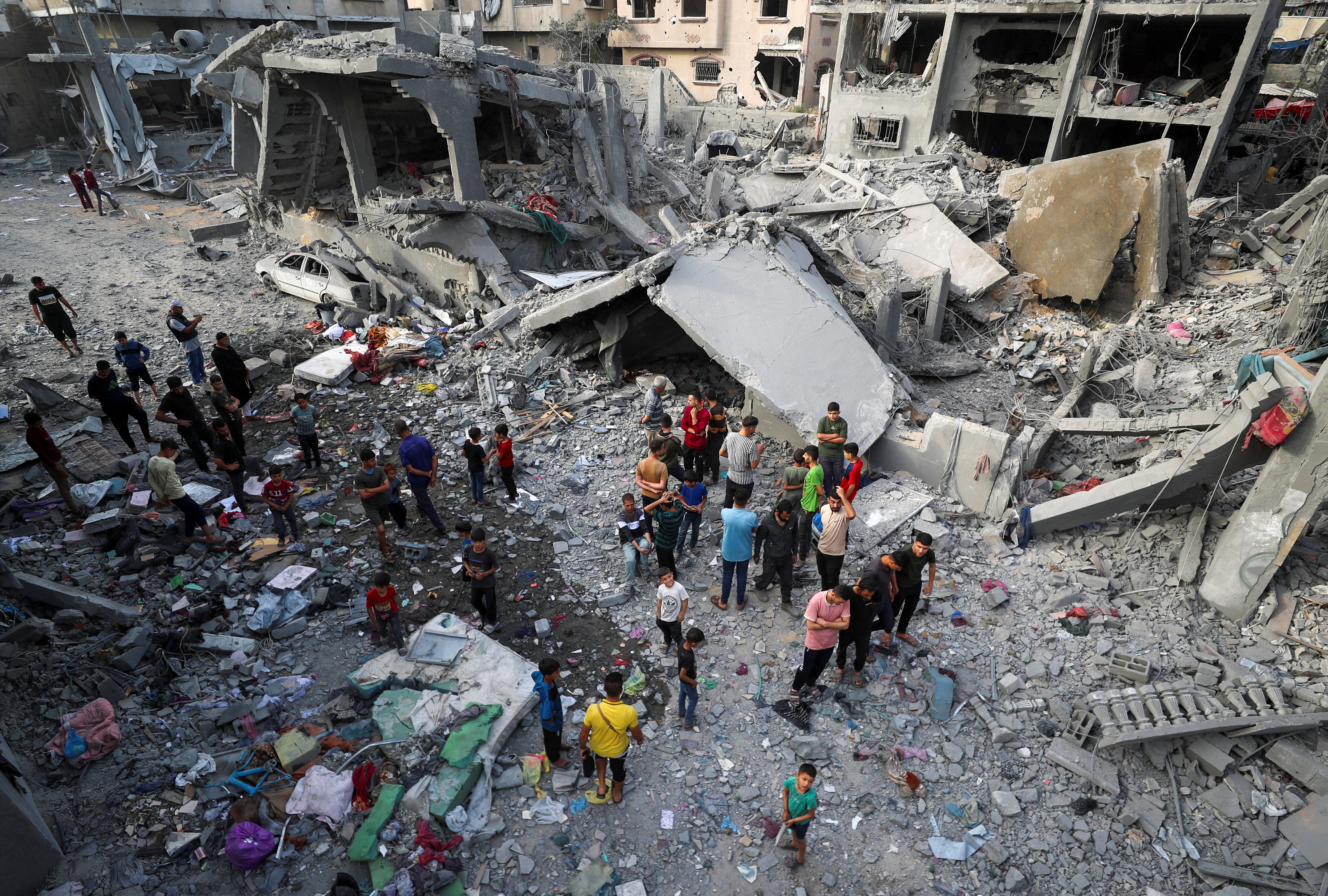 Bombardeios de Israel forçam fechamento de principal hospital no norte de Gaza; mortes passam de 500 em uma semana