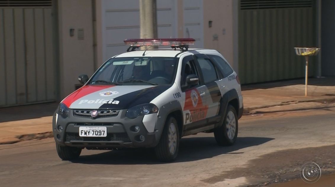 VÍDEO: comerciante percebe furto em loja e detém suspeito até a chegada da PM no centro de Jaú